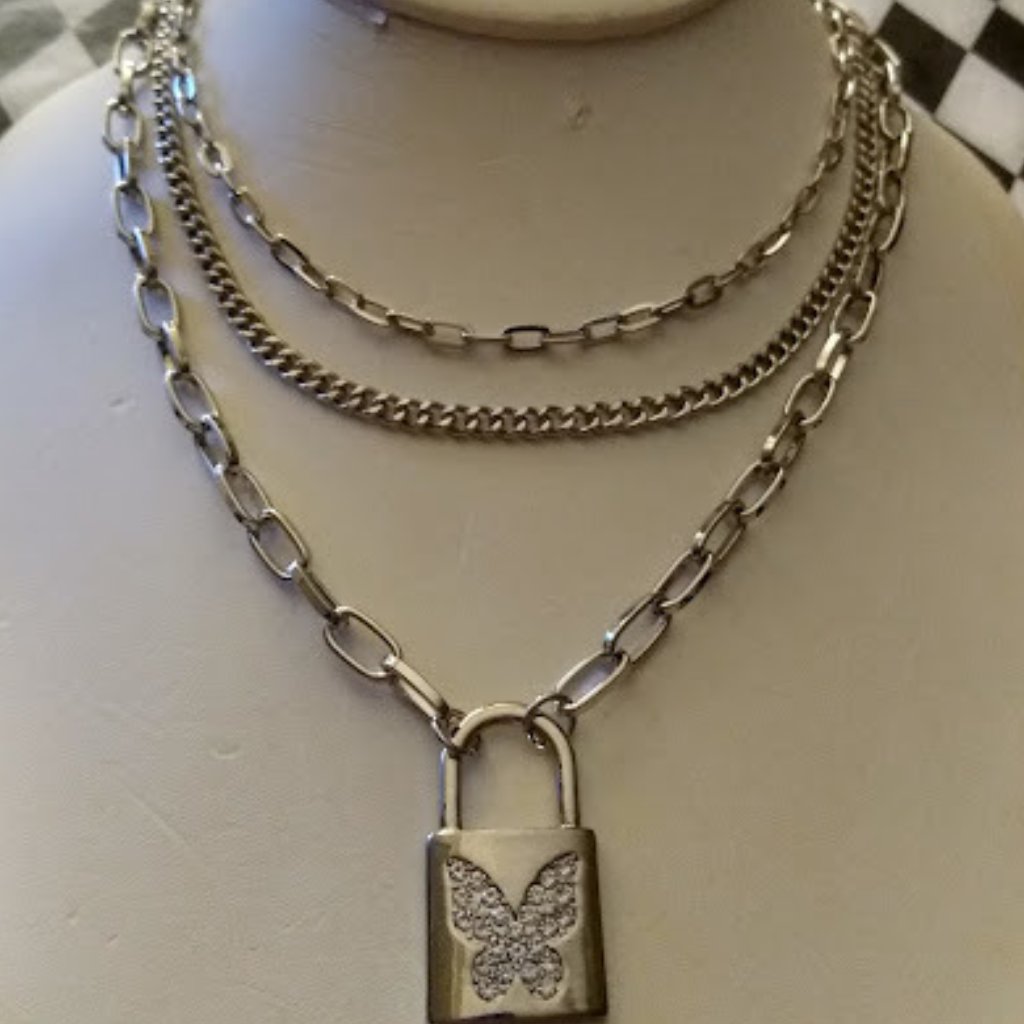 Kohls SilverClear Crystal Butterfly Lock Layered Chain NecklaceNew 16$